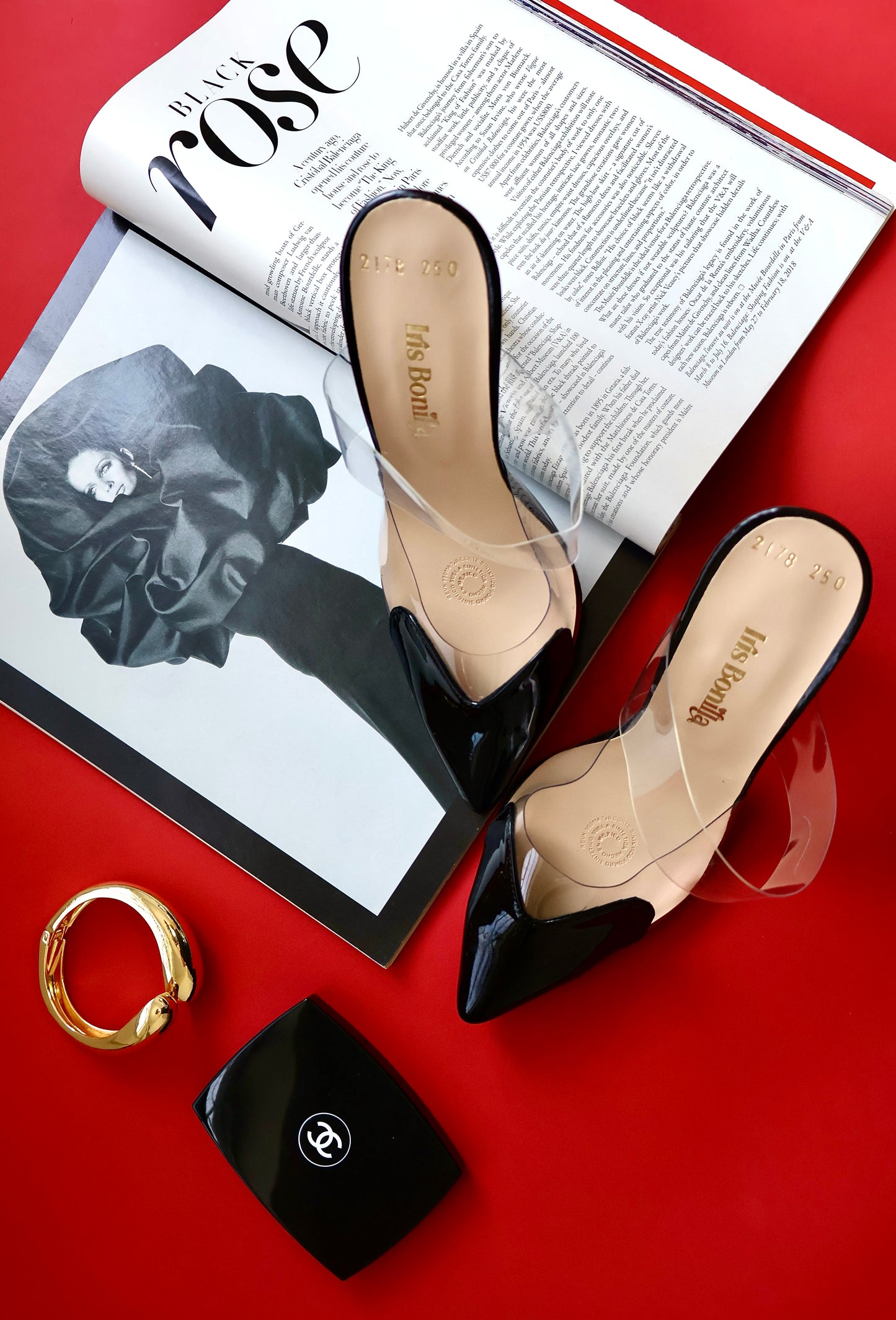 ZAPATILLAS ALICIA NEGRO